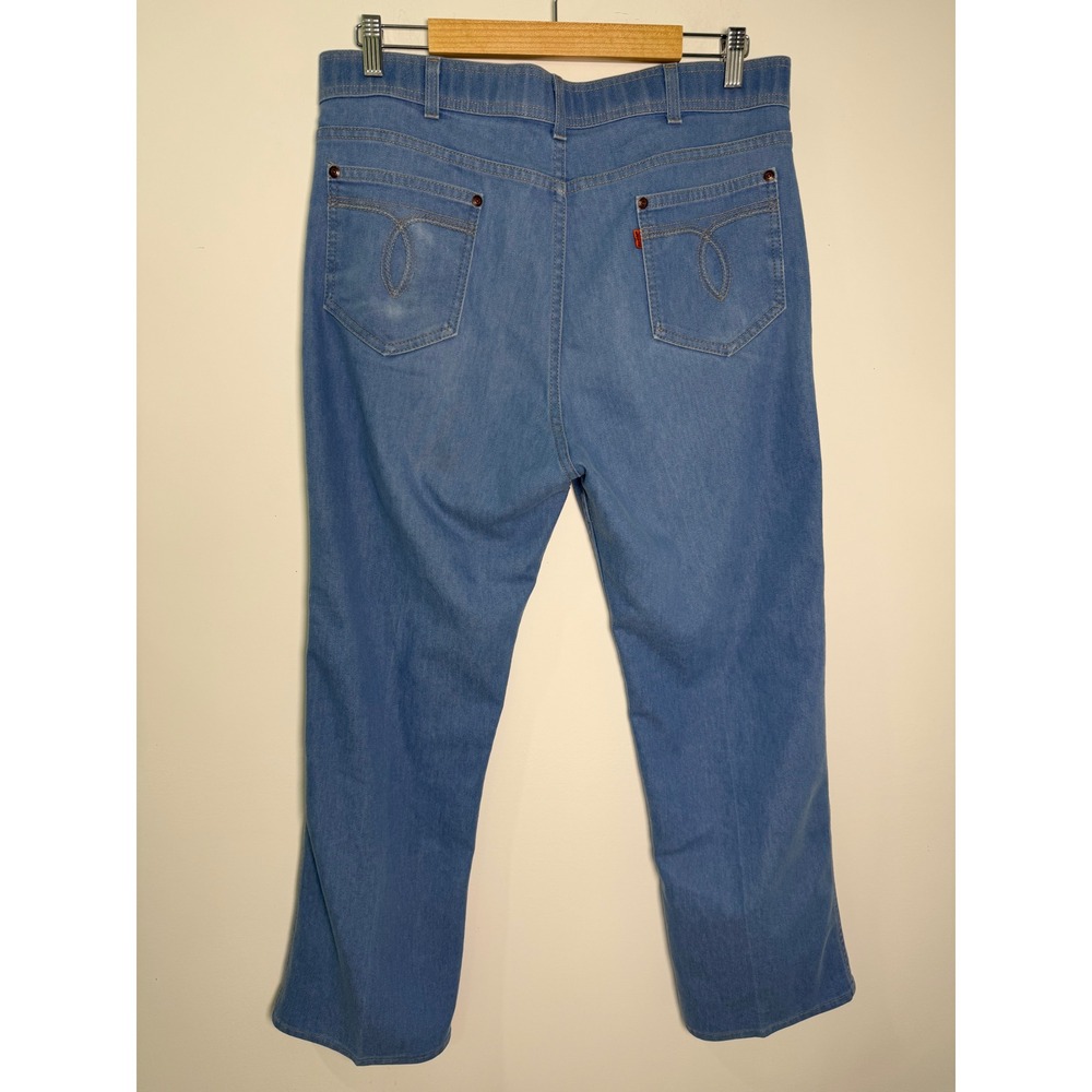 Vintage Levis For Men With A Skosh More Room Light Wash Blue Jeans 35x27"